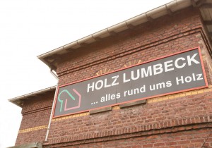 Holz Lumbeck Gebäude