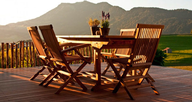 Verlegung Terrasse aus Holz